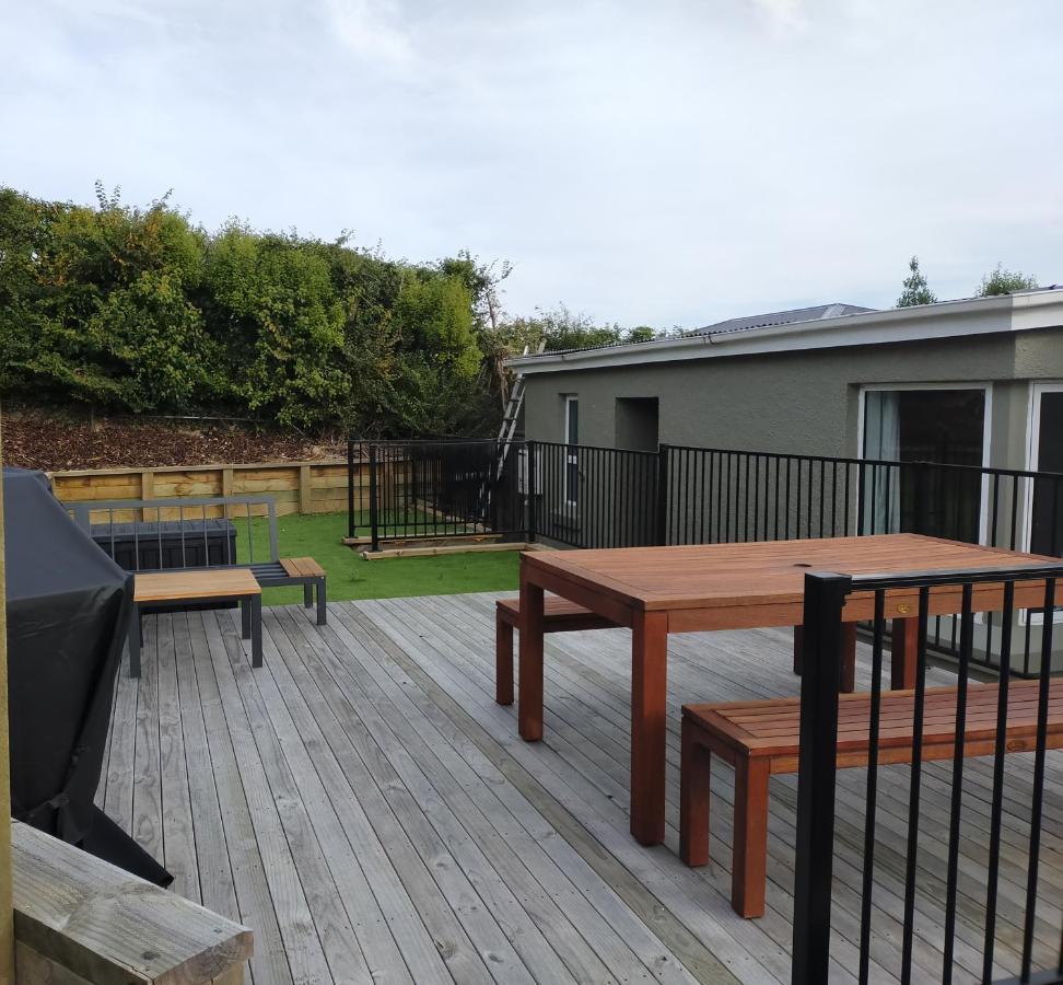 Relax In Kenmure Dunedin Exterior photo
